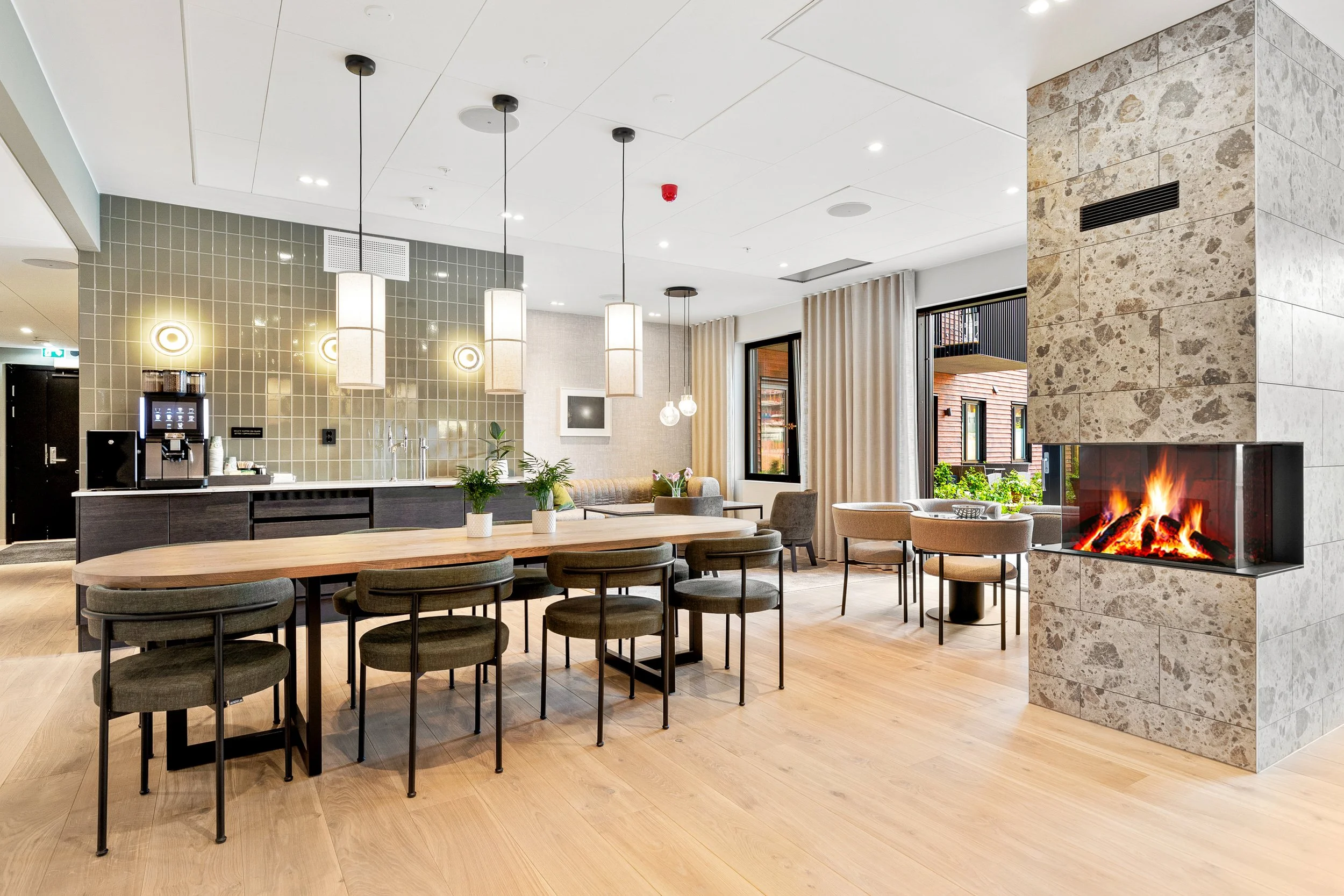  Livet i en Plussbolig® er litt enklere. Ved å kombinere service og opplevelser legges det til rette for en innholdsrik og bekymringsfri hverdag. 